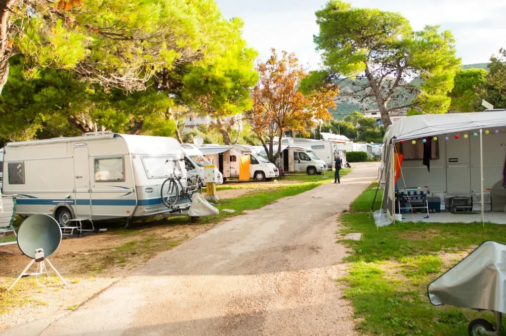 Location matos de camping à Ponts